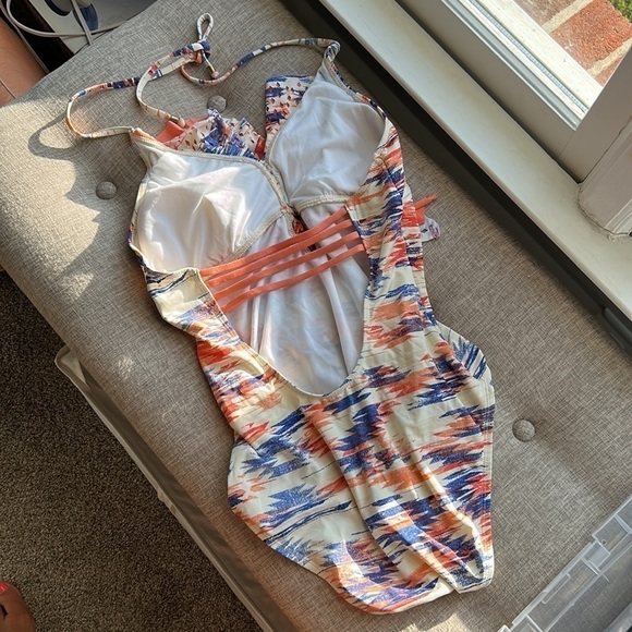 ELLA Moss swimsuit size medium (4/6/8) one piece - Picture 6 of 8